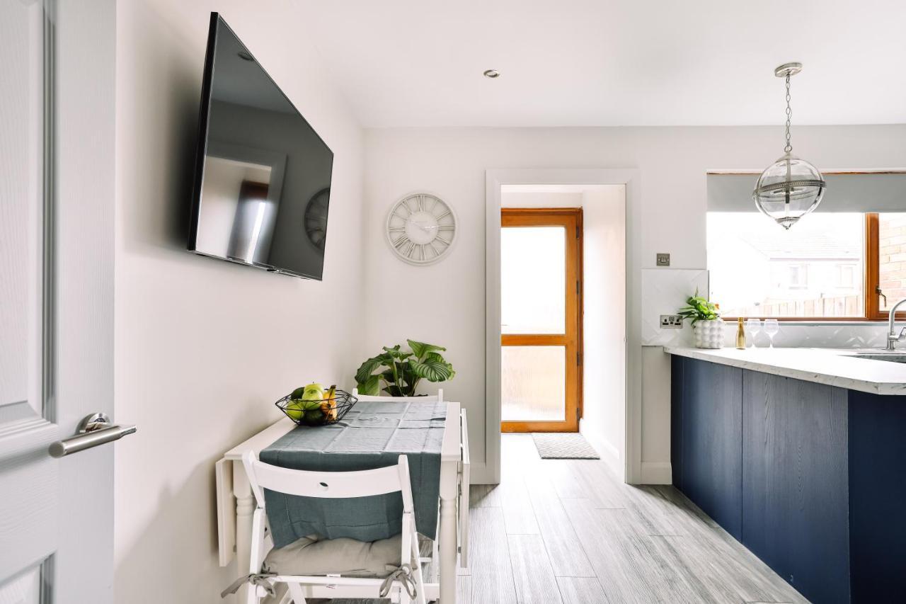 Family Town House Villa Belfast Exteriör bild